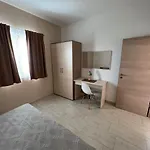 Nina I Niko Apartamento *