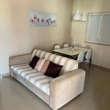 아파트 Nina I Niko 우글랸