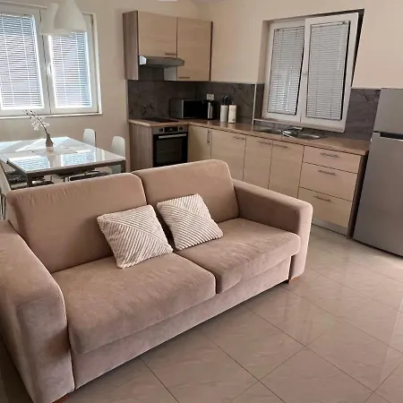 Apartamento Nina I Niko Ugljan