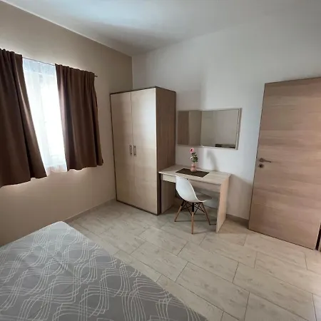 Nina I Niko Apartamento *